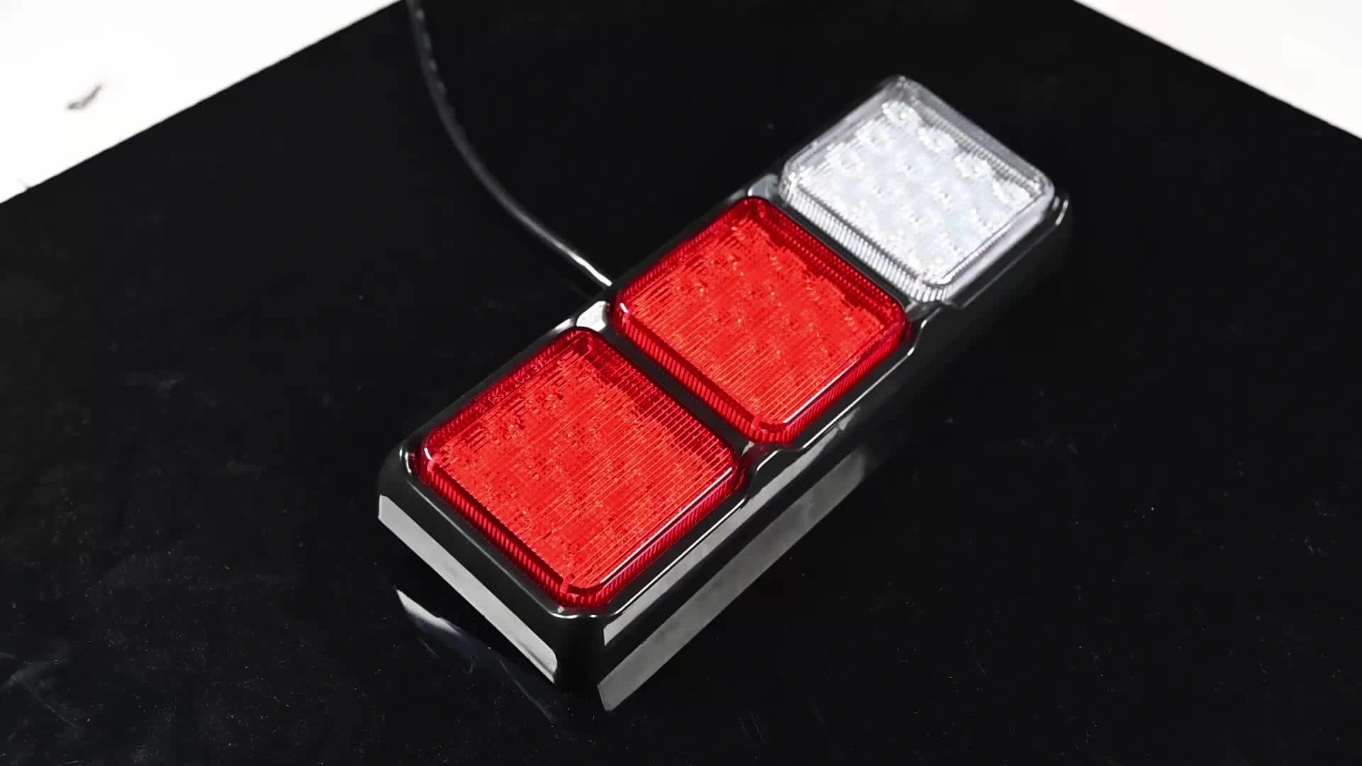 12-30V Super Bright Led New Design Trailer Lamp Truck Indicator/Tail/Brake/Stop Combination Tail Light1
